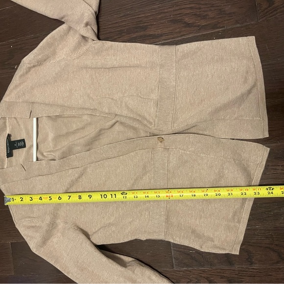 White House Black Market Tan One Button Cardigan Med - Picture 6 of 6
